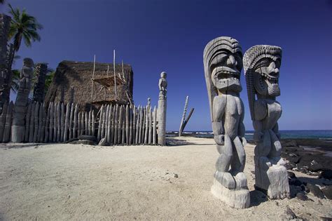 puuhonua o honaunau historical park.